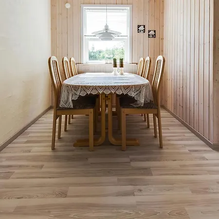 Three-bedroom Holiday In 펜션