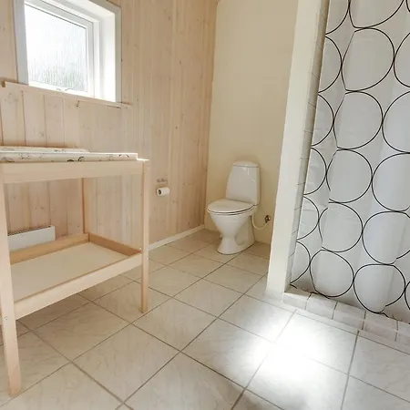 펜션 Three-bedroom Holiday In Hals