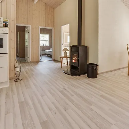 Three-bedroom Holiday In *